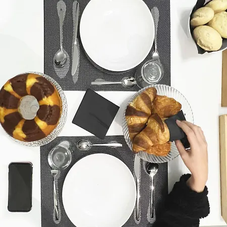 ホテル Skyline チビタベッキア